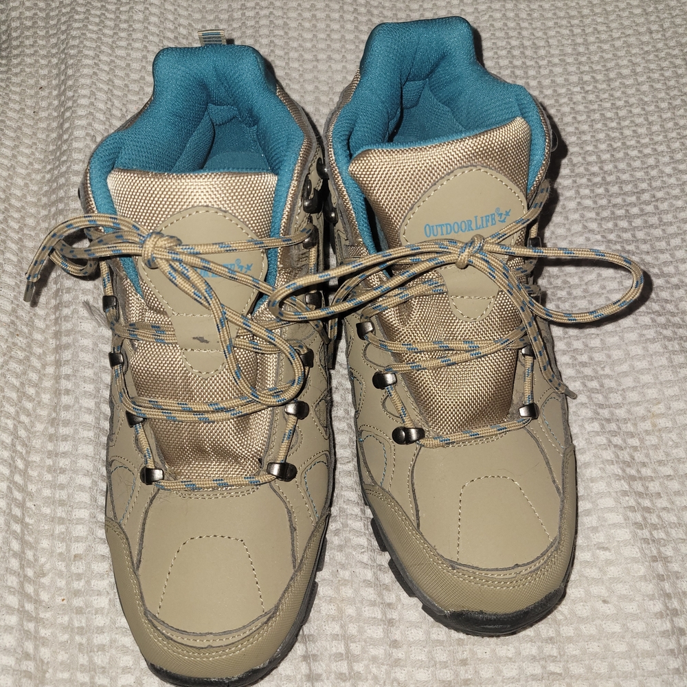 Outdoor Life Beige and Teal Hiking Boots
